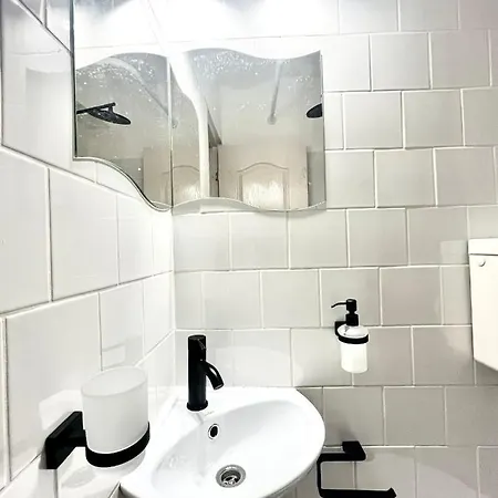 Republicii Small Apartment *